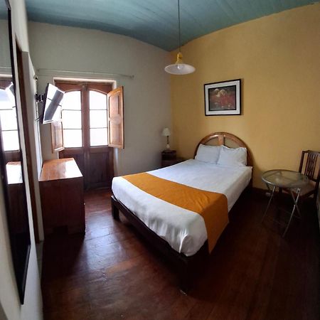 Hostal Lluvia De Oro Arequipa Luaran gambar