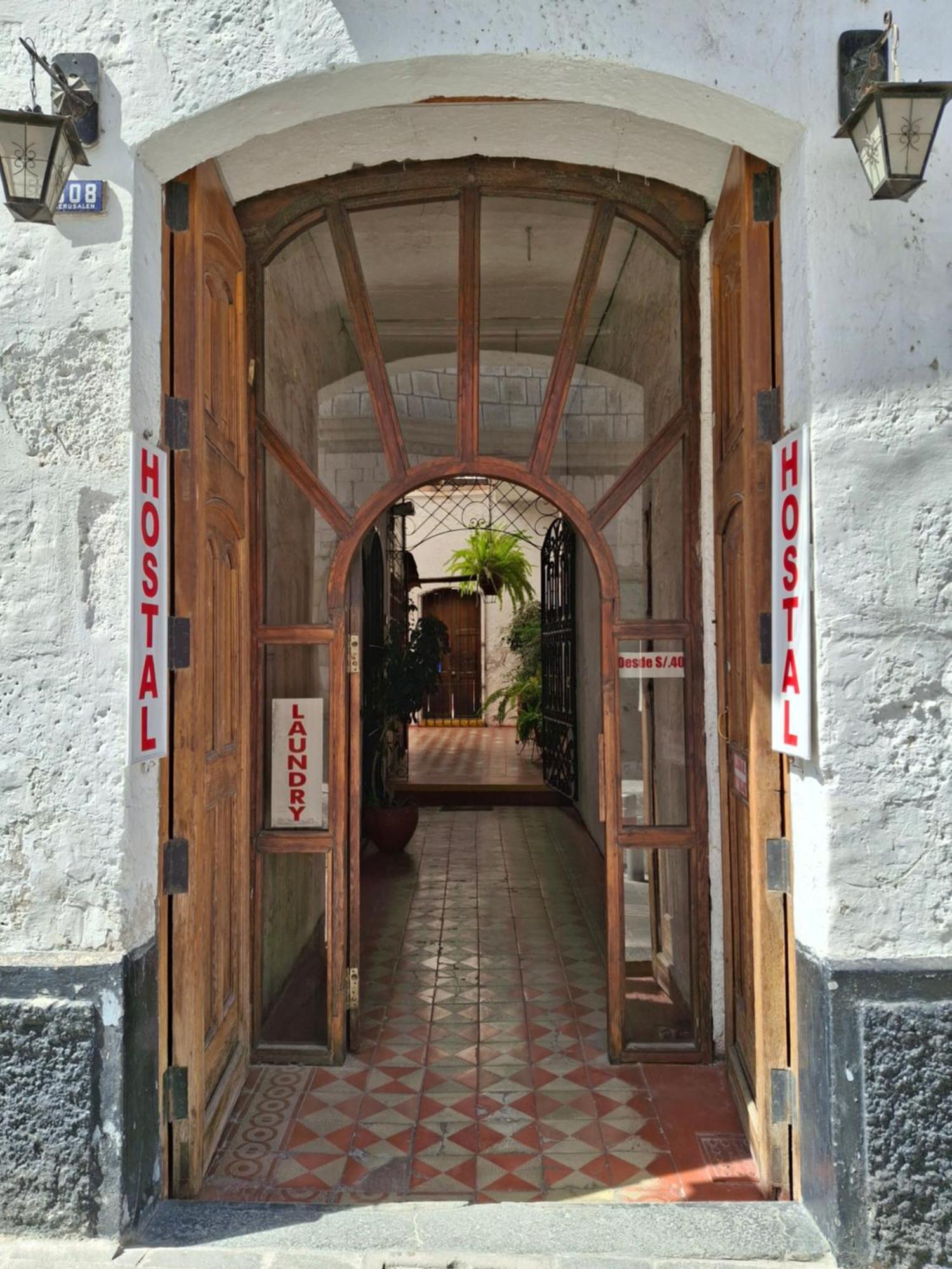 Hostal Lluvia De Oro Arequipa Luaran gambar