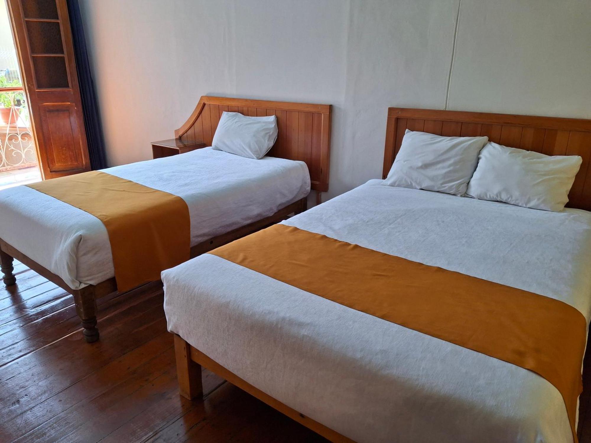 Hostal Lluvia De Oro Arequipa Luaran gambar