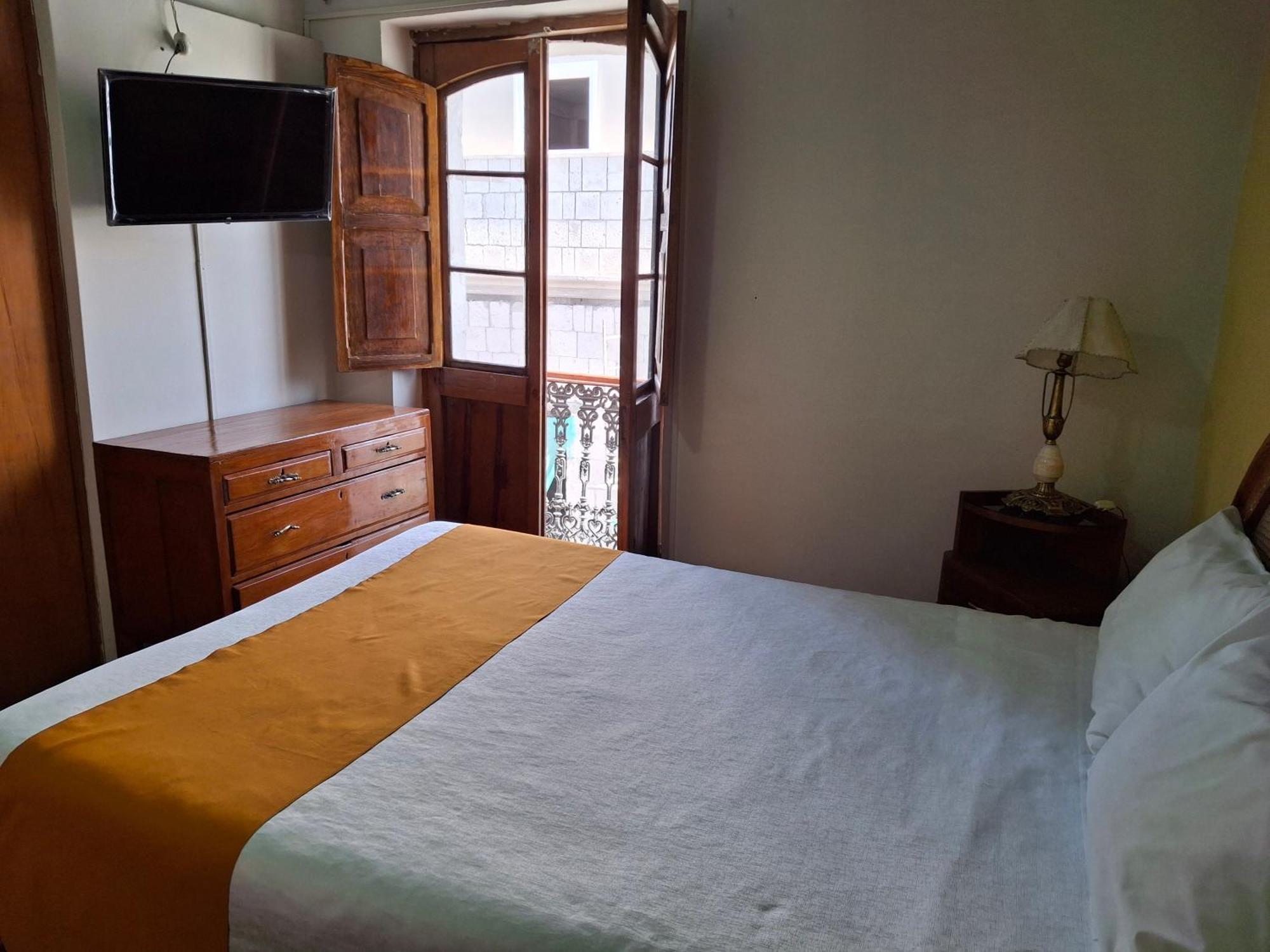 Hostal Lluvia De Oro Arequipa Luaran gambar